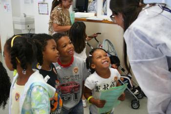 Social inequalities broken down by by dental care in school